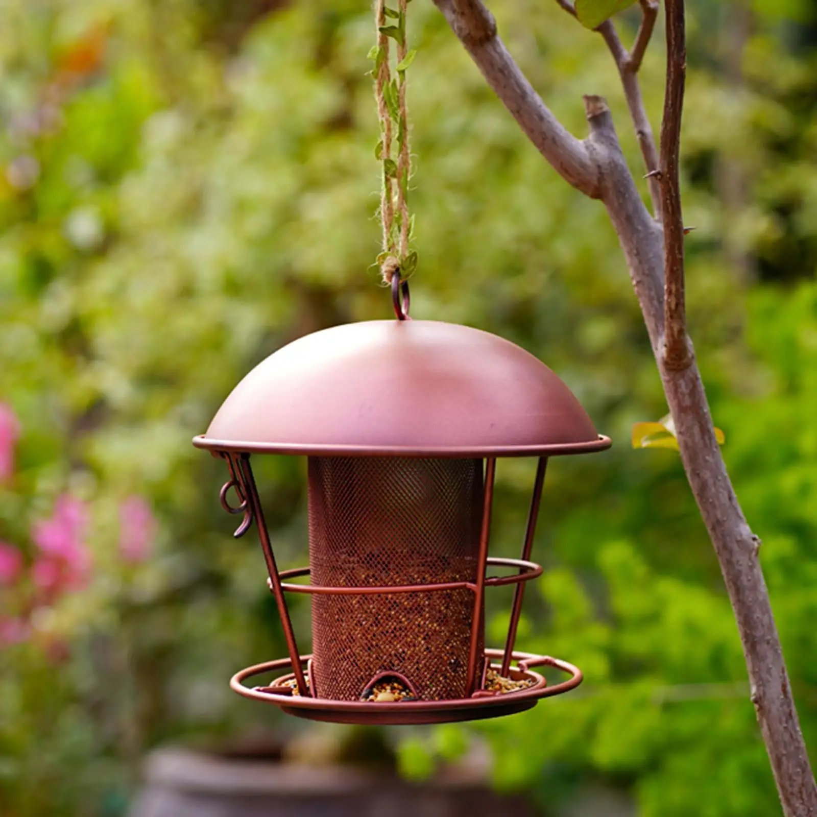 Metal Bird Feeder for Outdoor Hanging Accessories Waterproof Hanging Bird Feeder Red Squirrel Proof Bird Feeder Bird Lovers